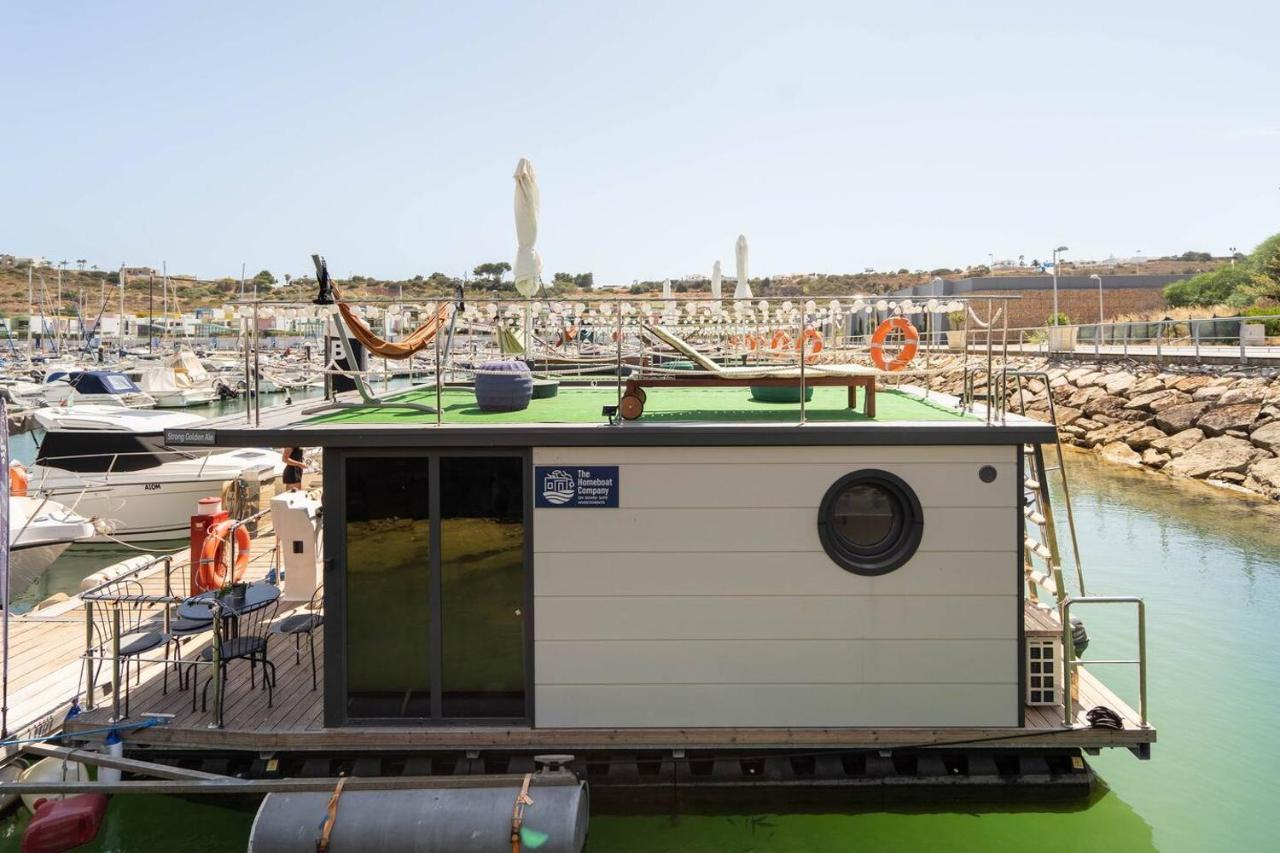The Homeboat Company Hotel en barco 3*